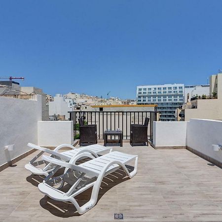 Cosy 1Br Penthouse With Terrace, Great Location Appartement Gzira Buitenkant foto