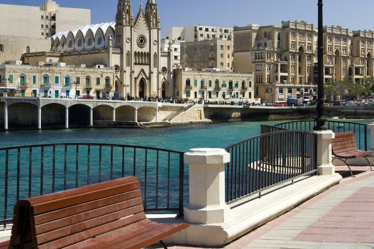 Cosy 1Br Penthouse With Terrace, Great Location Appartement Gzira Buitenkant foto
